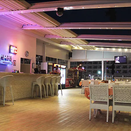 酒店 Forum 马尔马里斯