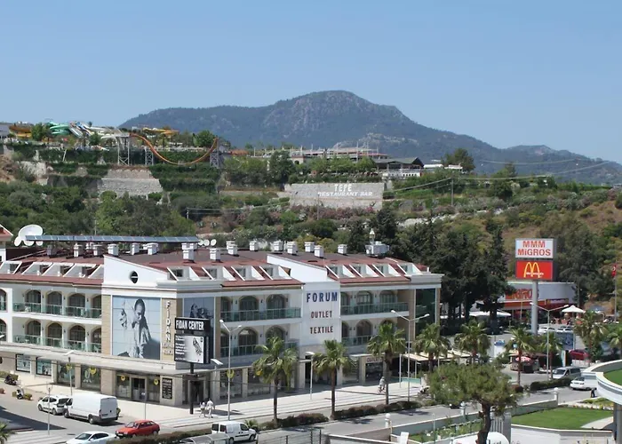 Ξενοδοχείο Forum Μαρμαρίς