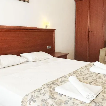 Forum Residence Hotel 4* מרמריס