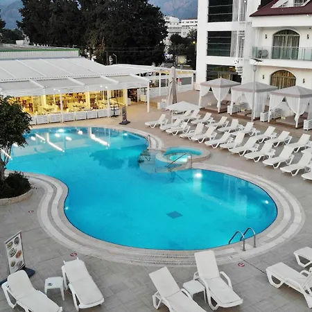 Hotel Forum 4*