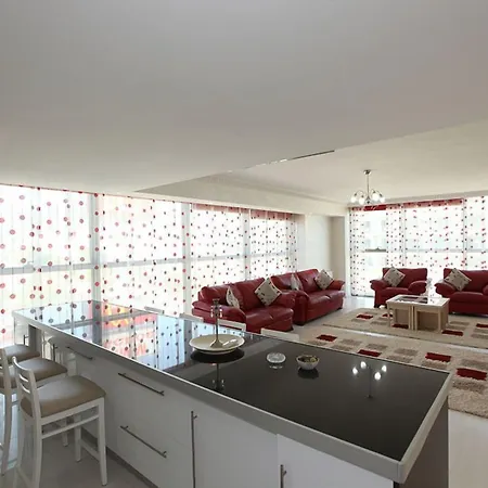 Forum Residence Hotel מלון 4*