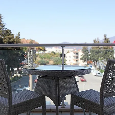 Forum Residence Hotel מלון מרמריס